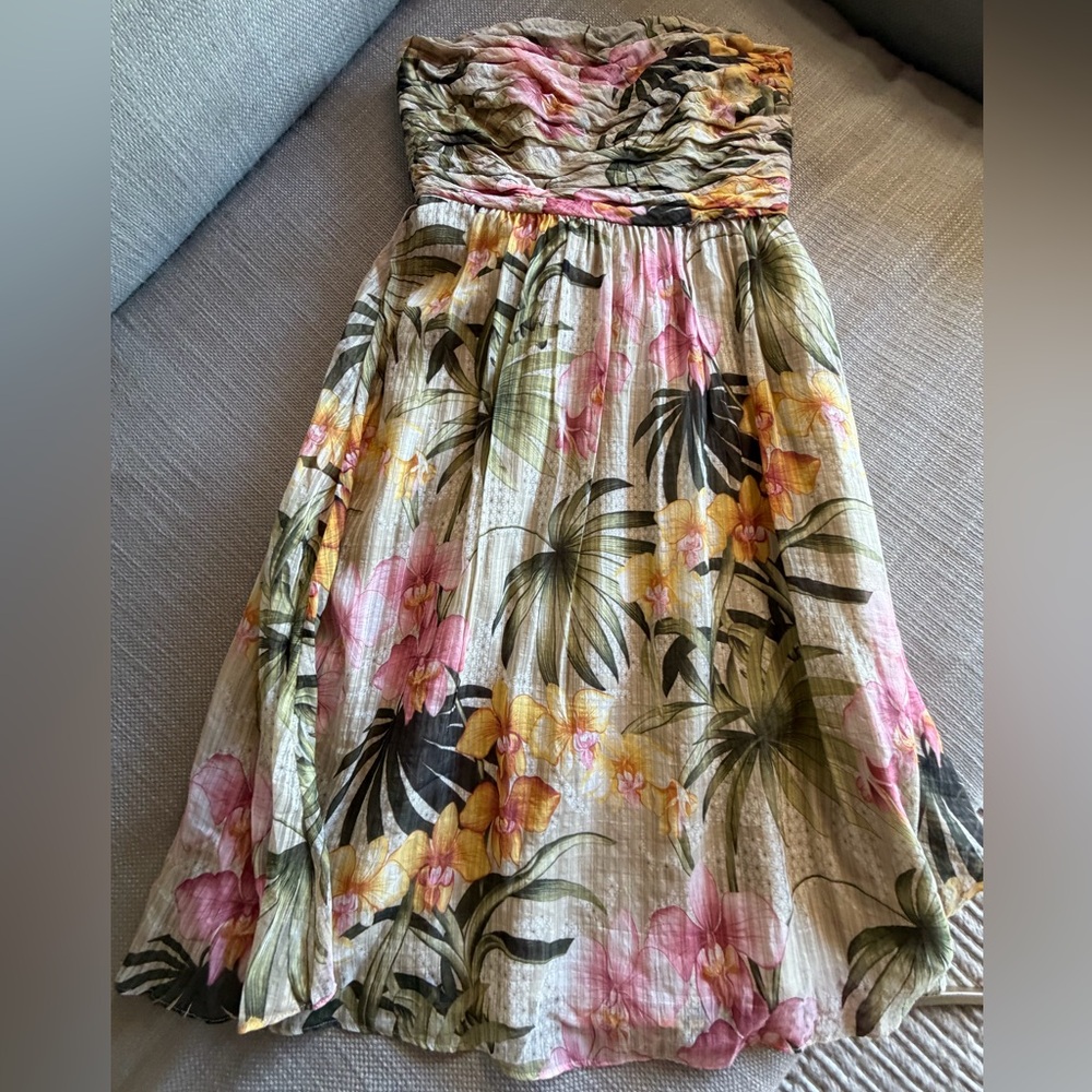 Tommy Bahama 100 percent silk tropical party dress good condition size 2